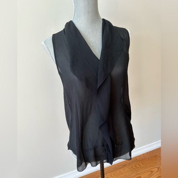 Aritzia Babaton Ainsley 100% Silk Blouse Black - Picture 3 of 5